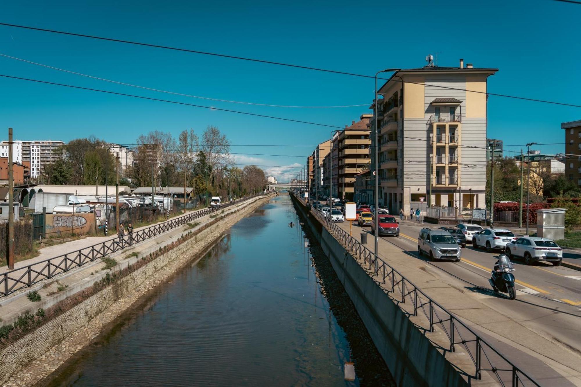 Wownavigli Apartment-Sofa Bed Metro M4 Tram 2 Милан Экстерьер фото