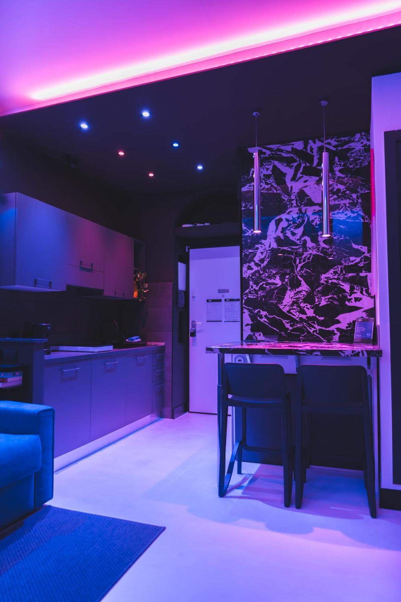 Wownavigli Apartment-Sofa Bed Metro M4 Tram 2 Милан Экстерьер фото